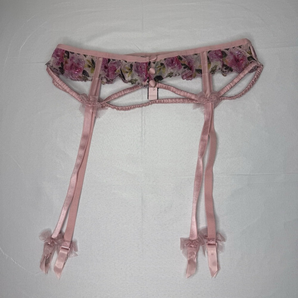 New For‎ Love And Lemons Blushing Rose Garter Belt Floral Bows Women's Medium